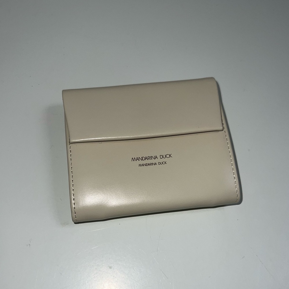 small wallet from Mandarina Duck